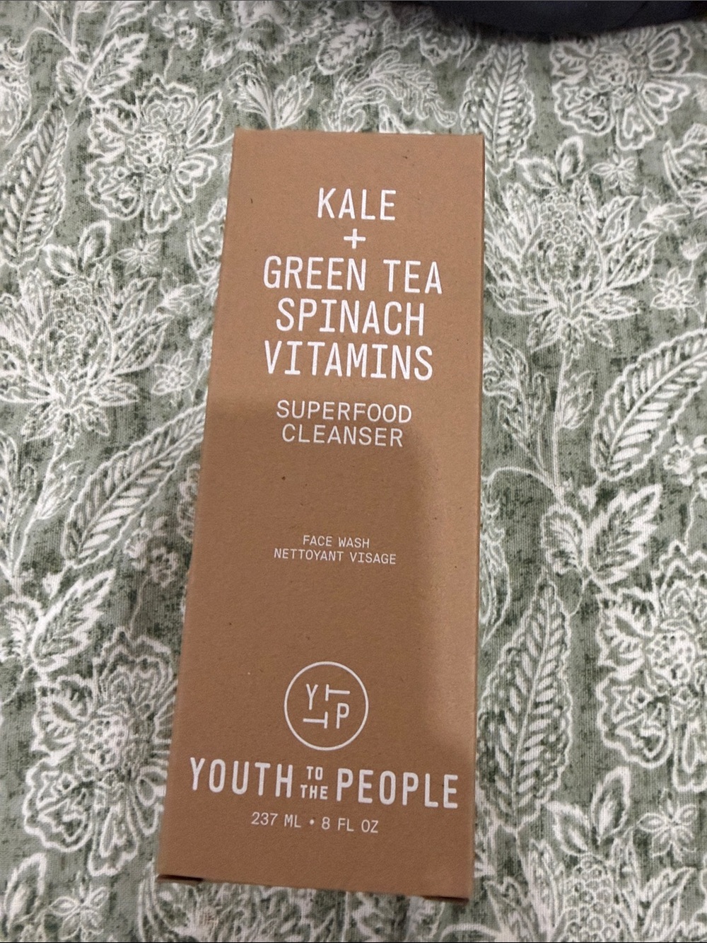 Youth To The People Kale + Green Tea Superfood Cleanser - Brown